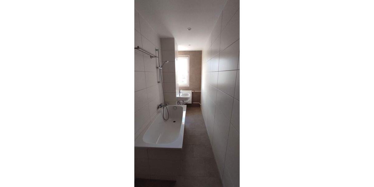 Etagenwohnung Löbau Altlöbau - 4 Zimmer, 70 m&sup2;, 398&euro; | Angebot:25696508