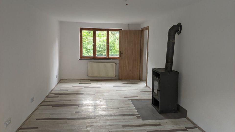 Erdgeschoßwohnung Bad Zwesten - 2 Zimmer, 60 m&sup2;, 480&euro; | Angebot:24839383