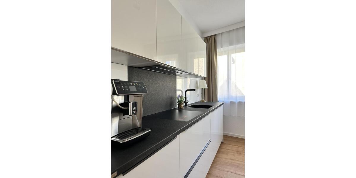 Etagenwohnung Würzburg - 2.5 Zimmer, 72 m&sup2;, 1.440&euro; | Angebot:26495596