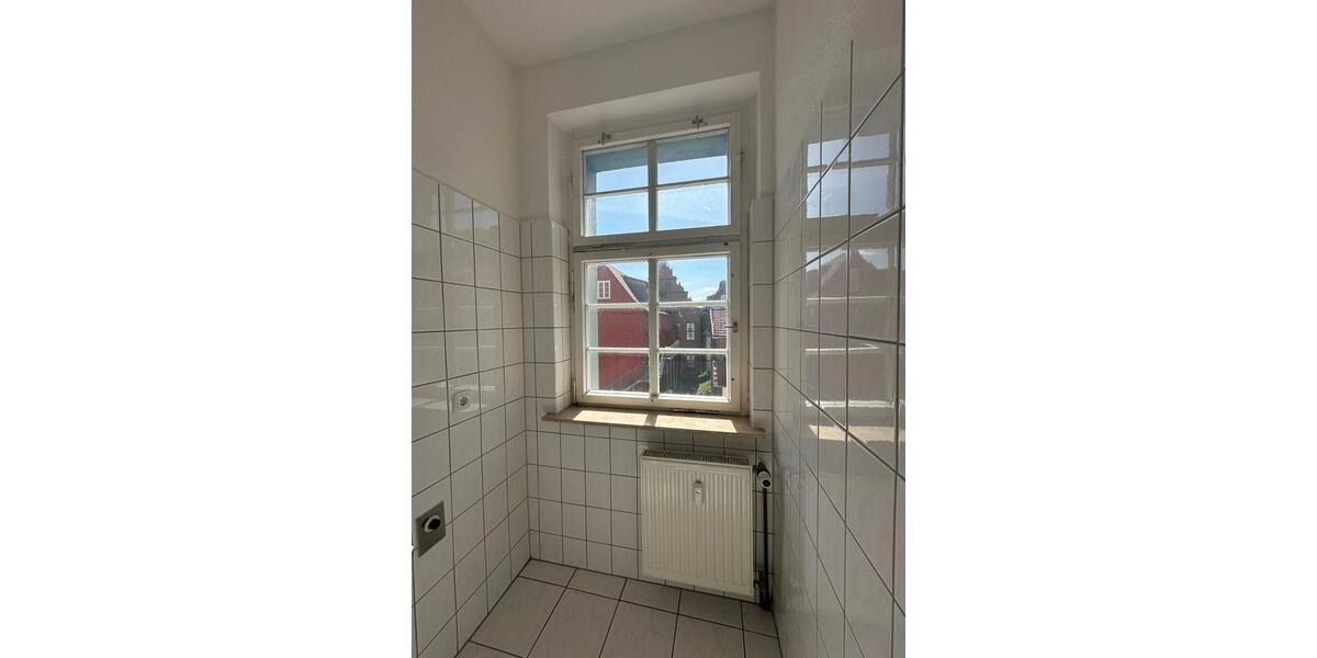 Etagenwohnung Güstrow - 2 Zimmer, 48 m&sup2;, 400&euro; | Angebot:26426130