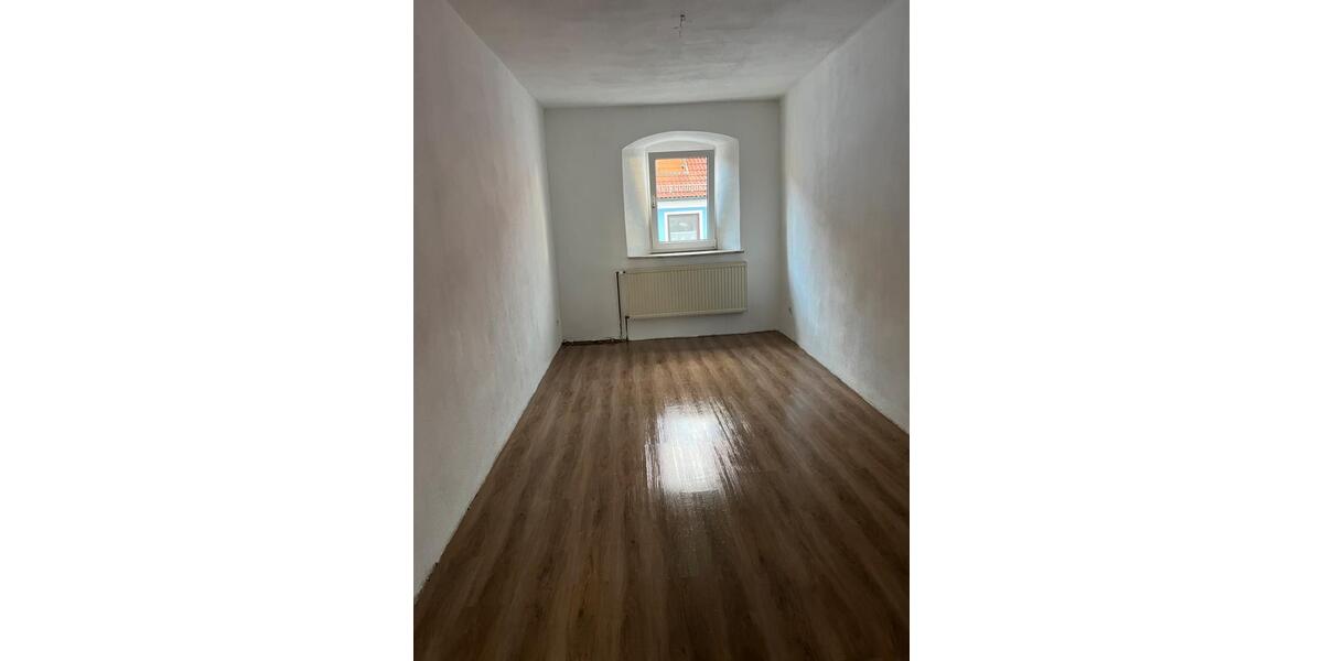 Reihenhaus Thiersheim - 5 Zimmer, 163 m&sup2;, 1.150&euro; | Angebot:22709151