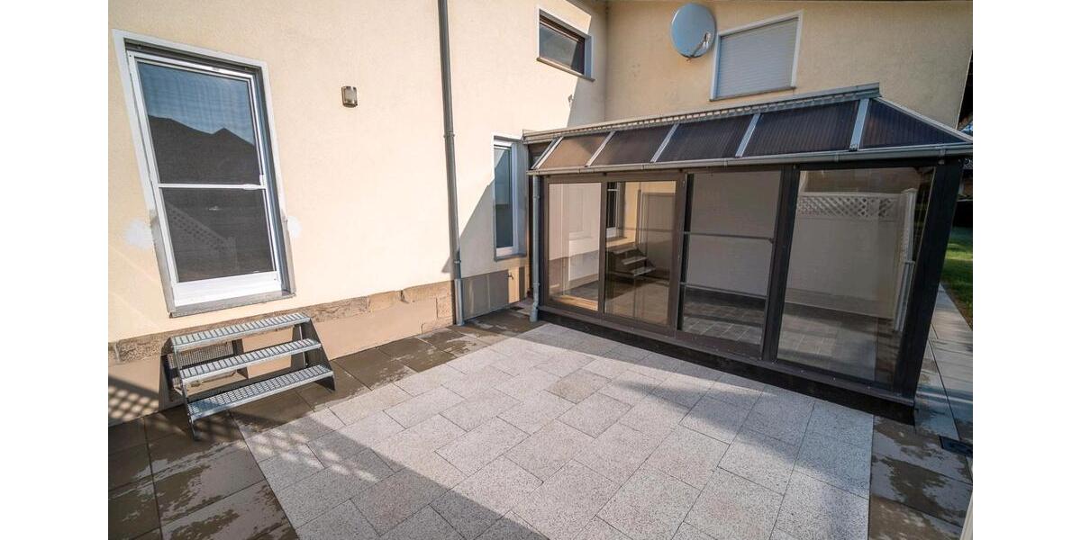 Erdgeschoßwohnung Hünfeld - 4 Zimmer, 120 m&sup2;, 660&euro; | Angebot:25054313