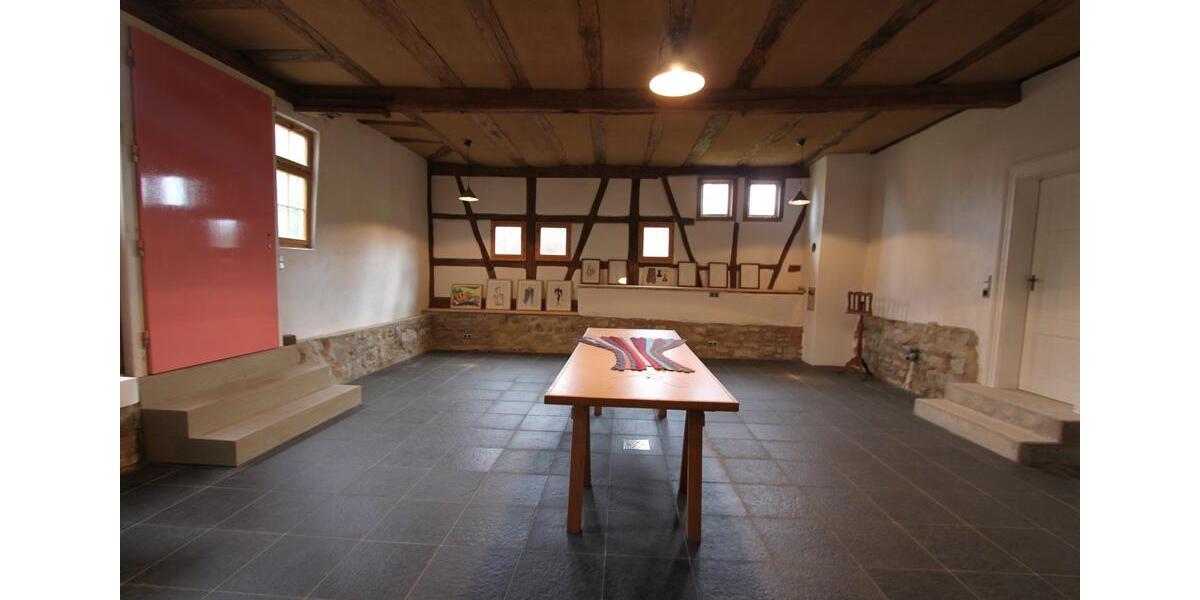 Einfamilienhaus Bad Wimpfen - 9 Zimmer, 252 m&sup2;, 1.950&euro; | Angebot:19418069