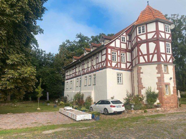 Hochparterre Rotenburg an der Fulda - 4.5 Zimmer, 130 m&sup2;, 1.100&euro; | Angebot:26632459