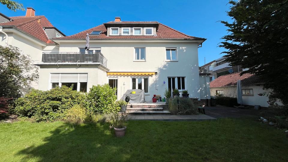 Bald in neuem Look: Großzügige Altbauwohnung mit Garten in Rheda! 4 zimmer