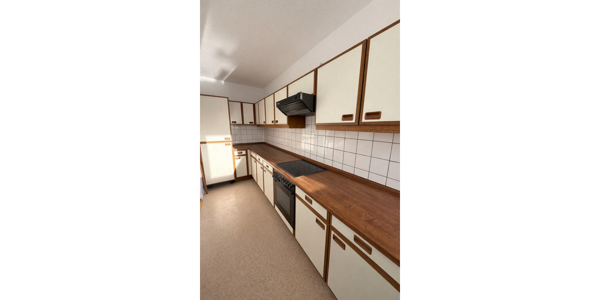 Etagenwohnung Mönchengladbach Nord - 4 Zimmer, 100 m&sup2;, 1.150&euro; | Angebot:24615742