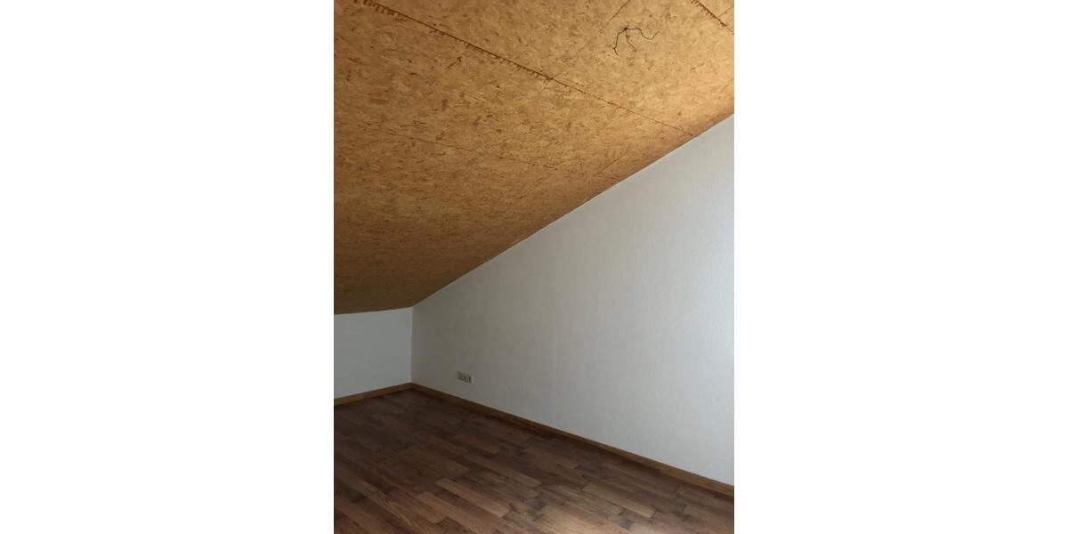 Etagenwohnung Jübek - 4 Zimmer, 97 m&sup2;, 780&euro; | Angebot:23199308
