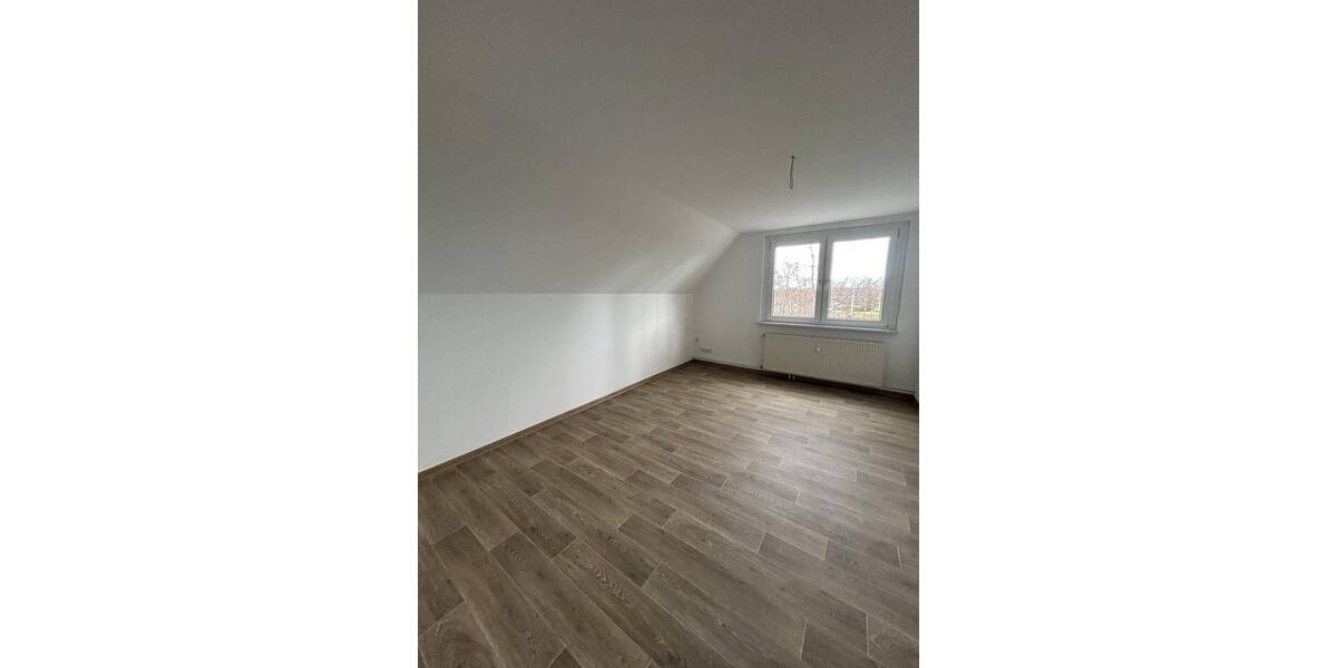 Etagenwohnung Naundorf Hof - 3 Zimmer, 56 m&sup2;, 390&euro; | Angebot:26346934