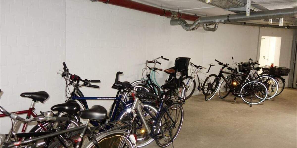 Besondere Immobilie - 3 Zimmer mit Sonnenterrasse, Balkon, Fernblick, EBK, Fußbodenheizung, 2 Bäder 3 zimmer