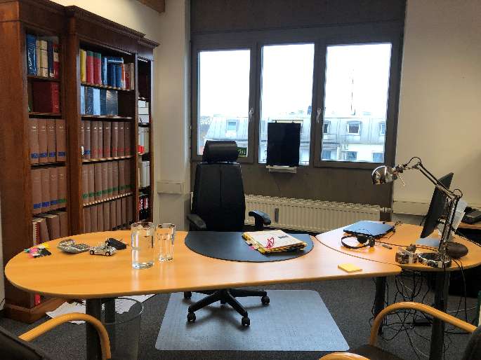 Büro in München 799 € 21 m²