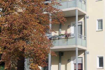 Wohnung Schönebeck - 3 Zimmer, 70 m&sup2;, 529&euro; | Angebot:26318618