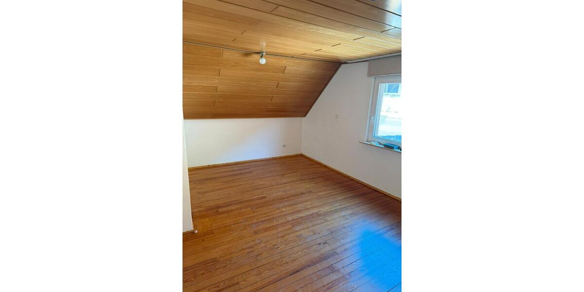 Einfamilienhaus Bechhofen - 4 Zimmer, 100 m&sup2;, 850&euro; | Angebot:26132209