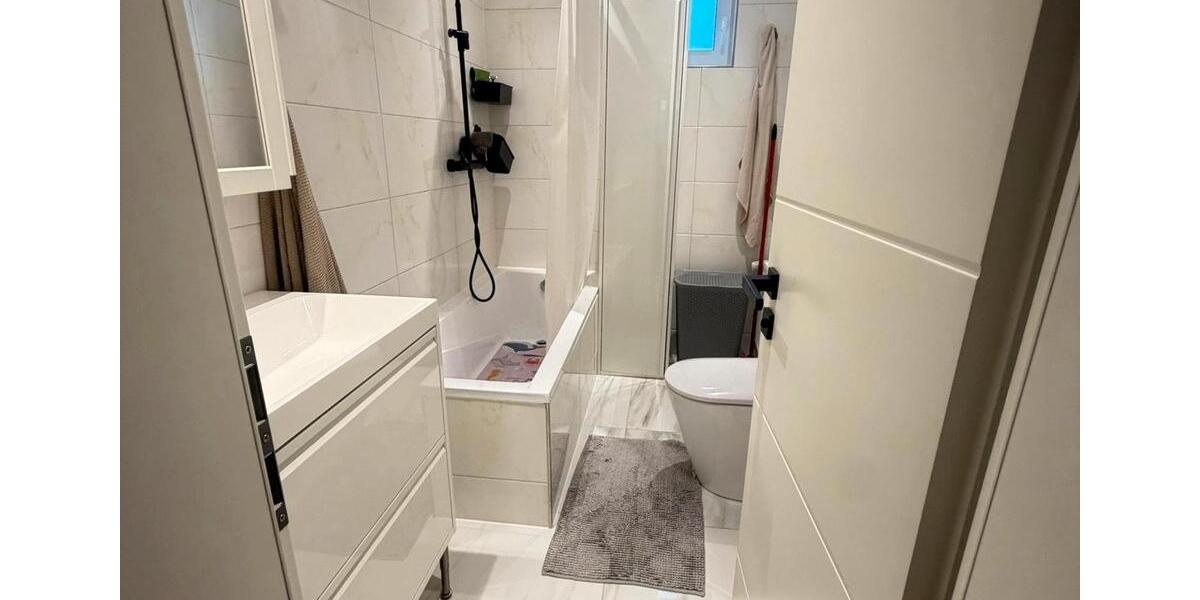 Erdgeschoßwohnung Bremerhaven Geestemünde - 5 Zimmer, 135 m&sup2;, 1.590&euro; | Angebot:24719896