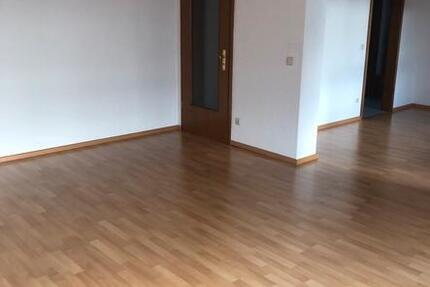 Wohnung Wolfsburg Ehmen - 4 Zimmer, 110 m&sup2;, 1.000&euro; | Angebot:25919894