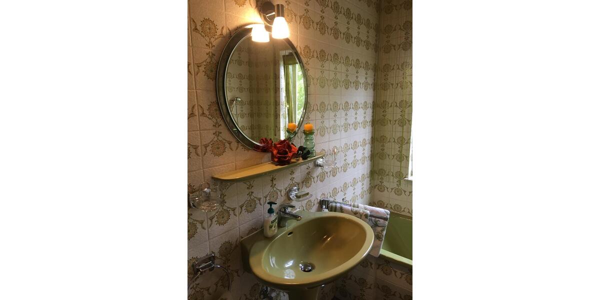 Wohnen auf Zeit Wildeck - 3 Zimmer, 90 m&sup2;, 30&euro; | Angebot:25378322