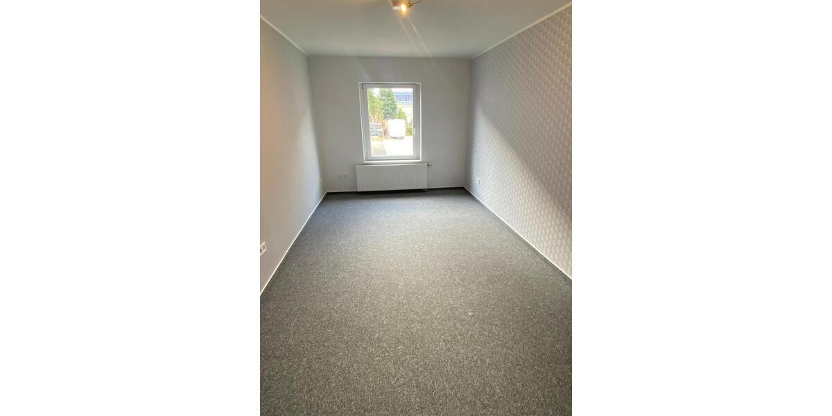 Erdgeschoßwohnung Falkenberg/Elster Elster - 3 Zimmer, 68 m&sup2;, 650&euro; | Angebot:25612222