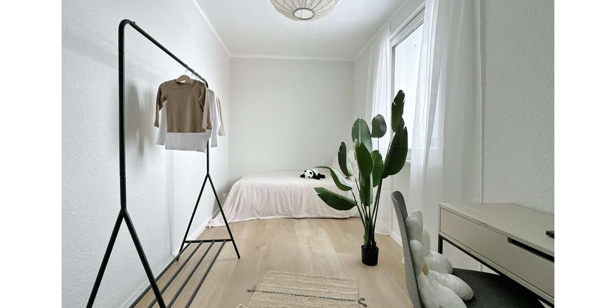 Etagenwohnung Sanitz - 5 Zimmer, 104 m&sup2;, 1.395&euro; | Angebot:25925494