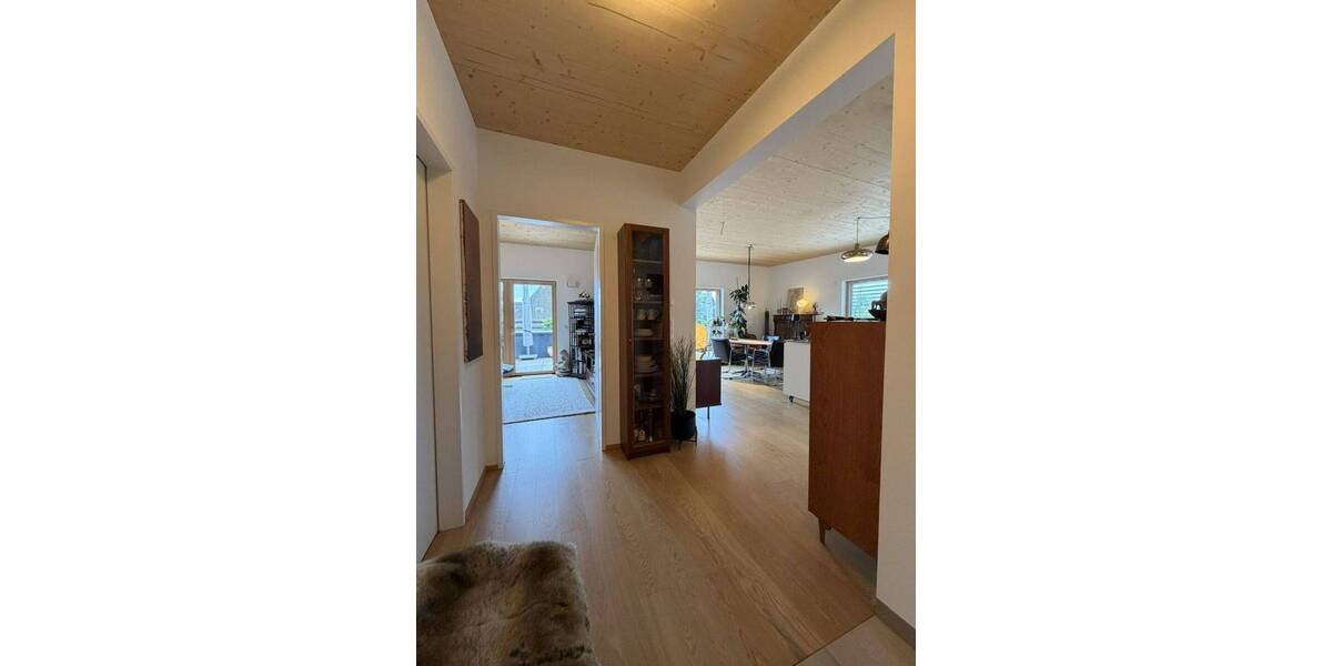 Etagenwohnung Rosenheim West - 4 Zimmer, 106 m&sup2;, 2.234&euro; | Angebot:26740990