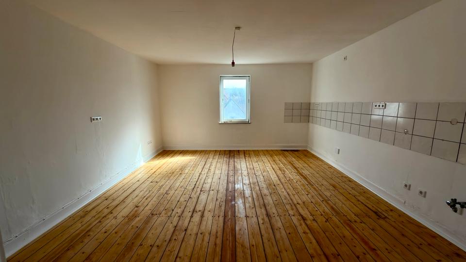 Dachgeschoßwohnung Hessisch Lichtenau - 4 Zimmer, 116 m&sup2;, 850&euro; | Angebot:26010384