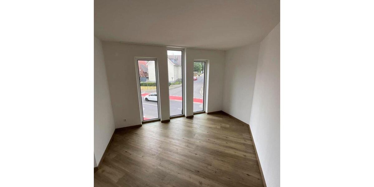 Etagenwohnung Lingen (Ems) Damaschke - 4 Zimmer, 93 m&sup2;, 345&euro; | Angebot:26421259