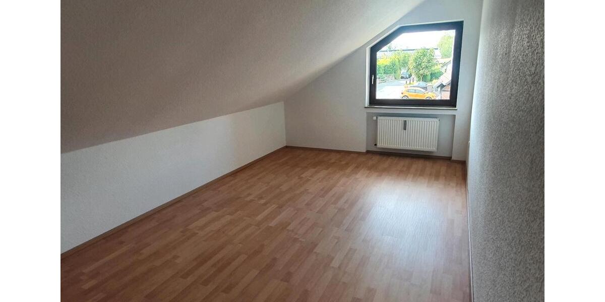 Etagenwohnung Ruppichteroth - 4 Zimmer, 140 m&sup2;, 1.100&euro; | Angebot:26479979