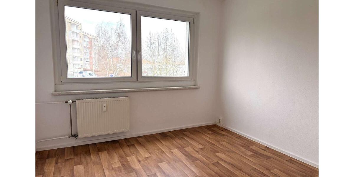 Erdgeschoßwohnung Plauen Alt Chrieschwitz - 3 Zimmer, 56 m&sup2;, 299&euro; | Angebot:25958967