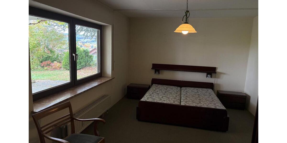 Etagenwohnung Dassel - 2 Zimmer, 100 m&sup2;, 760&euro; | Angebot:26008924