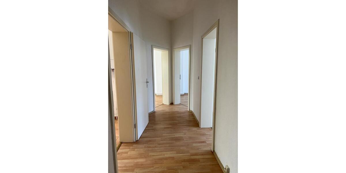 Etagenwohnung Bremerhaven - 3 Zimmer, 65 m&sup2;, 550&euro; | Angebot:26548125