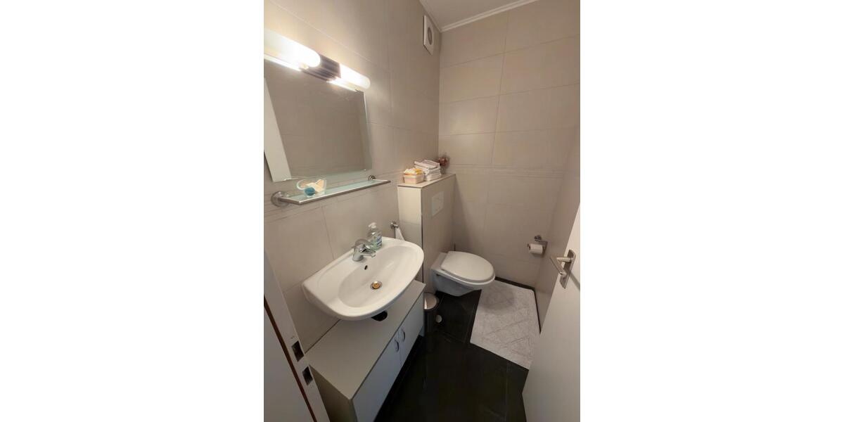 Wohnen auf Zeit Nürnberg Falkenheim - 3 Zimmer, 94 m&sup2;, 1.600&euro; | Angebot:25647169