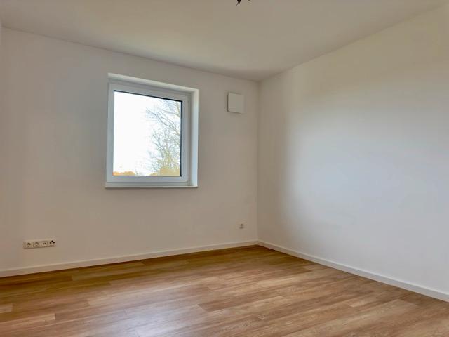 Etagenwohnung Hennstedt - 3 Zimmer, 80 m&sup2;, 860&euro; | Angebot:23457101