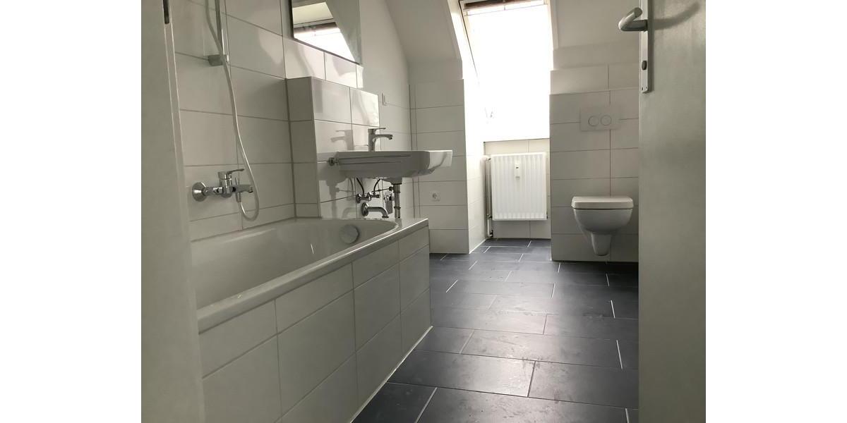 Dachgeschoßwohnung Kiel Gaarden-Ost - 2 Zimmer, 61 m&sup2;, 545&euro; | Angebot:24802742