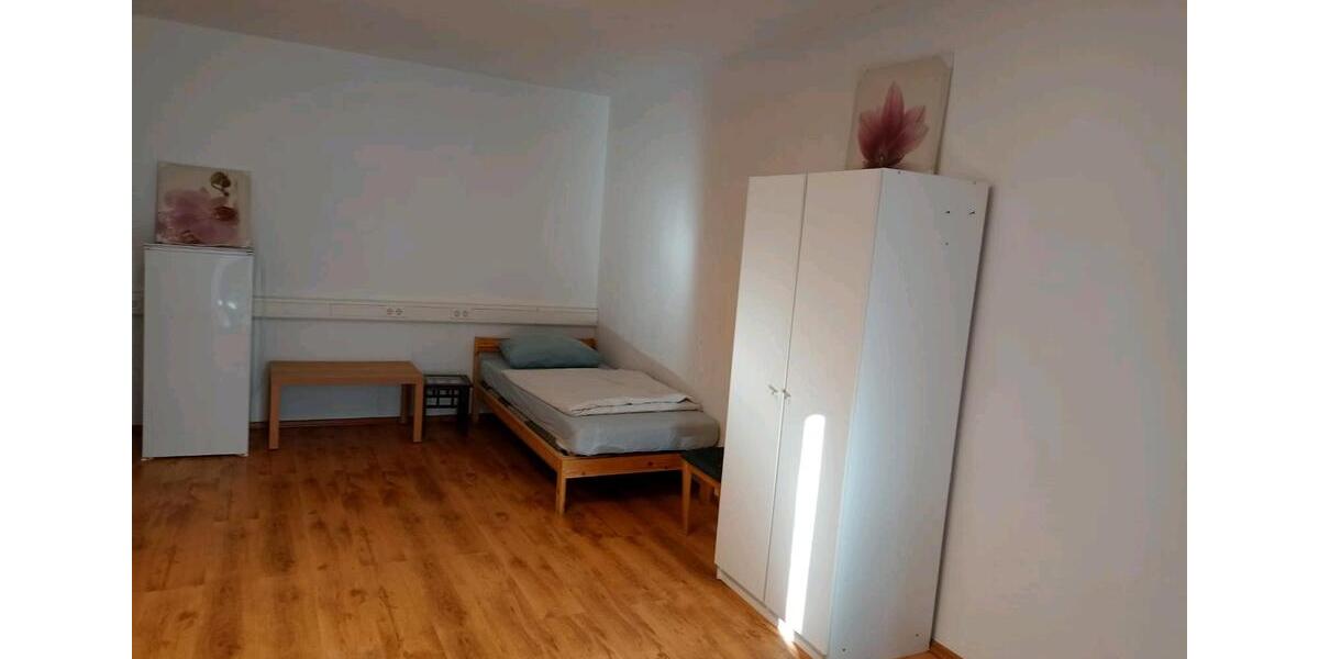 Wohnen auf Zeit Korschenbroich - 5 Zimmer, 5 m&sup2;, 15&euro; | Angebot:19869960