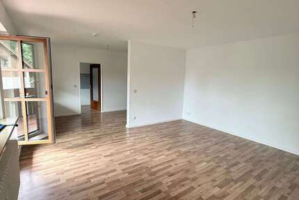 Wohnung zum Mieten in Holzkirchen 1.159,13 € 79.94 m² 2 zimmer