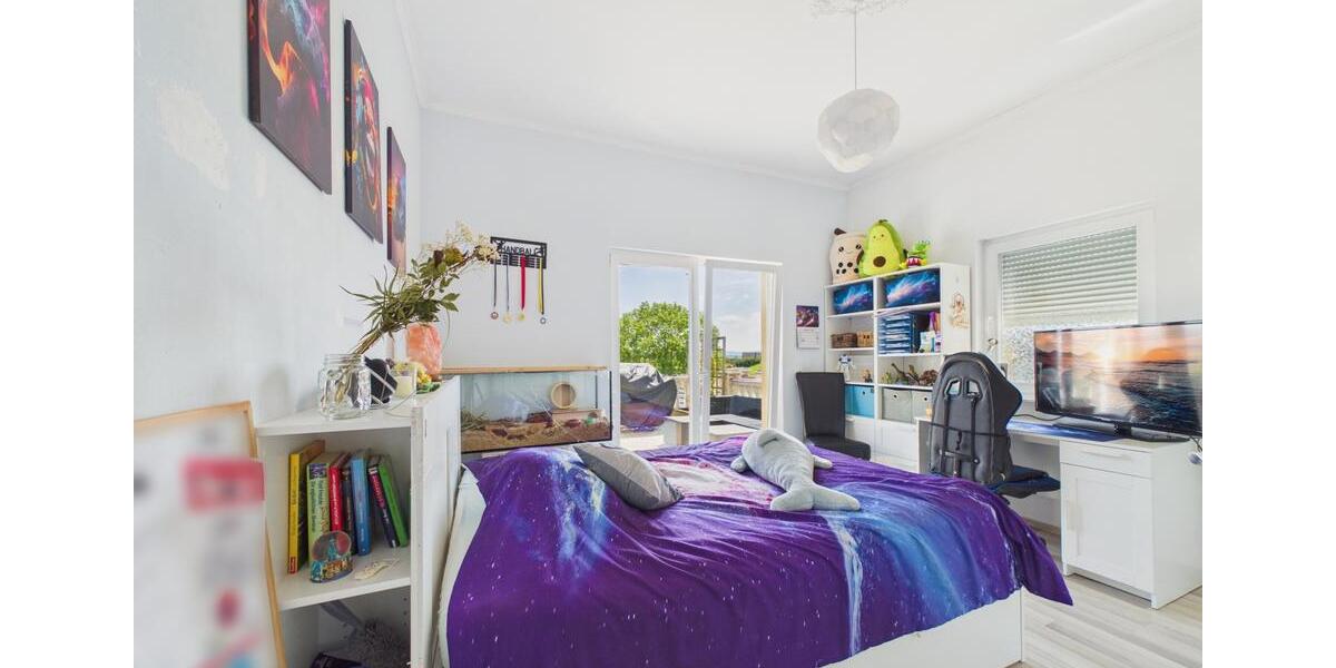 Villa Göppingen Bruckwasen - 7 Zimmer, 206 m&sup2;, 3.500&euro; | Angebot:26566211