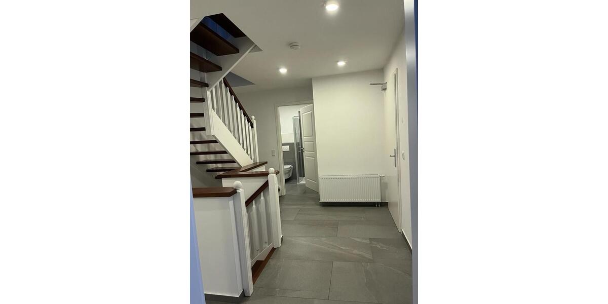 Maisonettenwohnung Magdeburg - 5 Zimmer, 121 m&sup2;, 1.387&euro; | Angebot:26086107