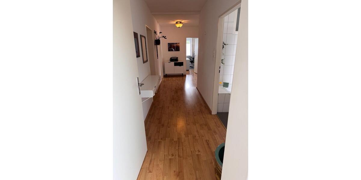 Etagenwohnung Wiefelstede - 4 Zimmer, 139 m&sup2;, 1.500&euro; | Angebot:26647163