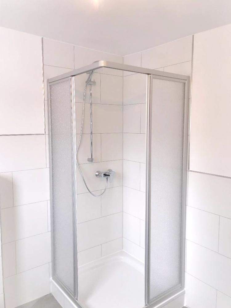 Trier-Kürenz* helle 2 ZKB Dachgeschosswohnung mit Garten in zentraler Lage! 2 zimmer