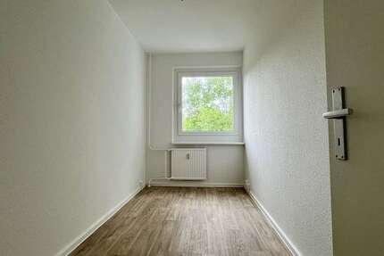 Wohnung Chemnitz Kappel - 4 Zimmer, 69 m&sup2;, 360&euro; | Angebot:26560303
