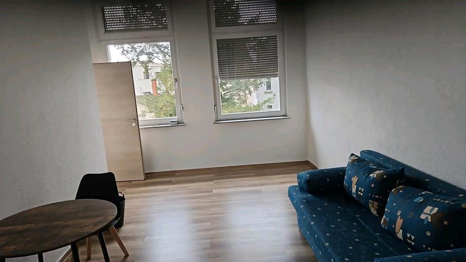 Großes Zimmer 1 zimmer