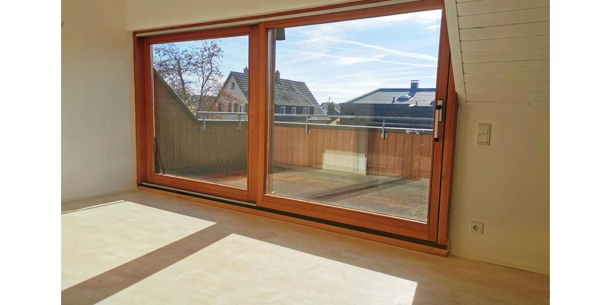 Dachgeschoßwohnung Böblingen Dagersheim - 3.5 Zimmer, 115 m&sup2;, 1.465&euro; | Angebot:24756229