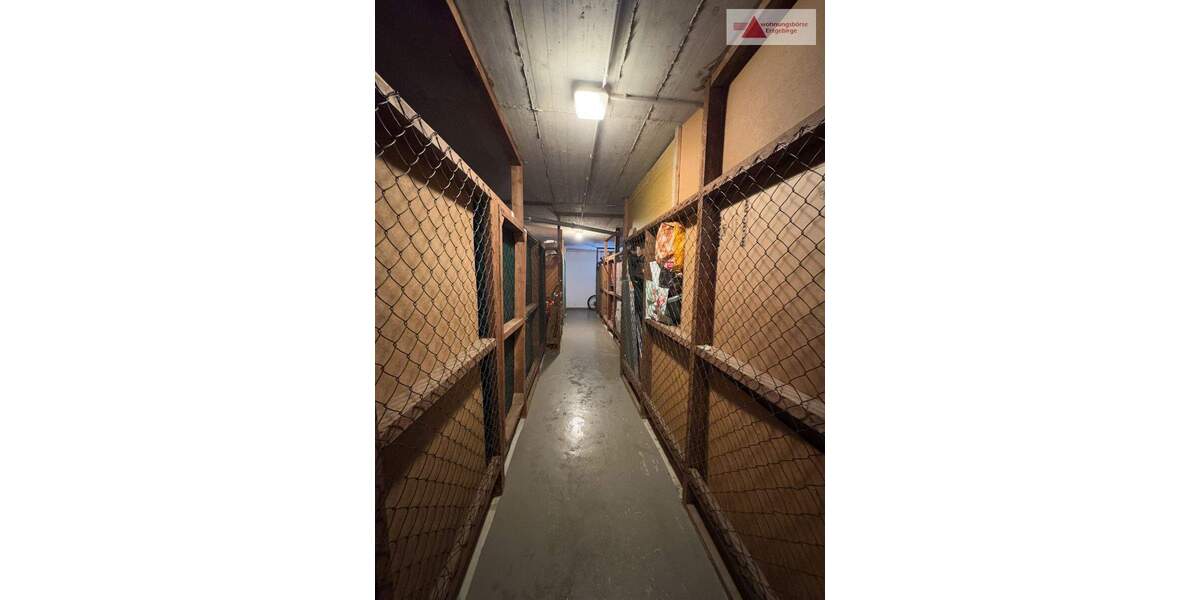 4-Raum-Wohnung mit großem Balkon in Bernsbach zu vermieten 4 zimmer