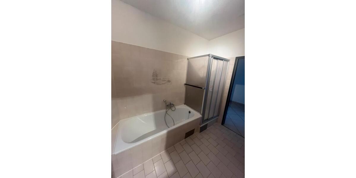 Etagenwohnung Maikammer - 2.5 Zimmer, 74 m&sup2;, 630&euro; | Angebot:25991248