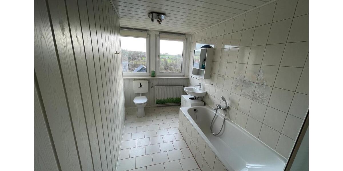 Dachgeschoßwohnung Schotten - 3 Zimmer, 82 m&sup2;, 615&euro; | Angebot:25044820