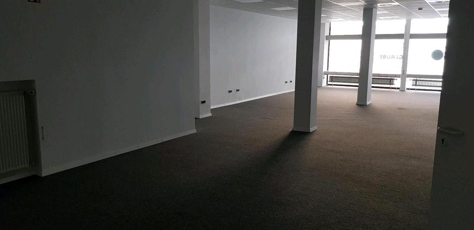 Büro, Praxis, Ladenlokal, KiTa im Zentrum von Neubeckum zimmer