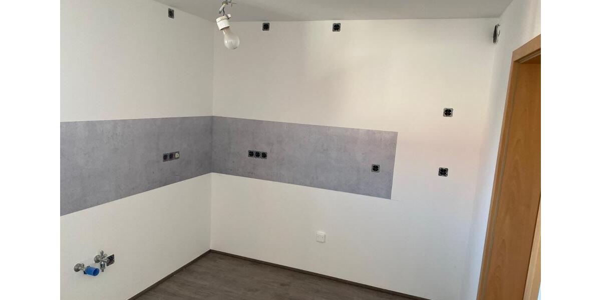 Etagenwohnung Hülben - 2 Zimmer, 86 m&sup2;, 850&euro; | Angebot:26589598