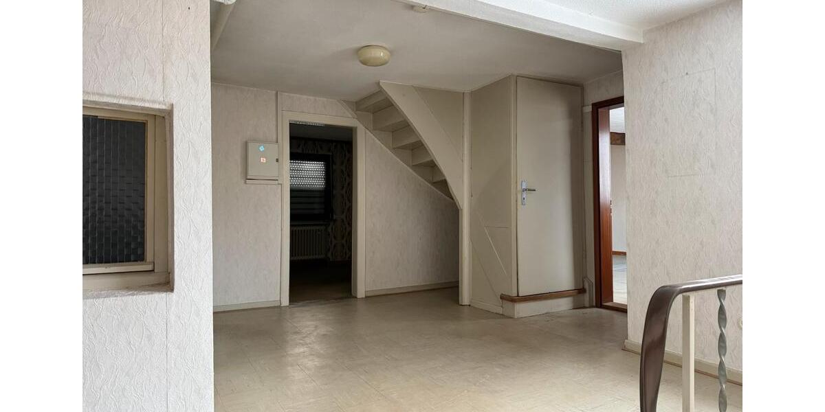 Geräumiges 7-Zimmer-Einfamilienhaus in ruhiger Lage von Aßlar 6.5 zimmer