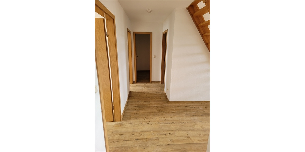 Etagenwohnung Gerstungen - 3 Zimmer, 76 m&sup2;, 500&euro; | Angebot:22176604