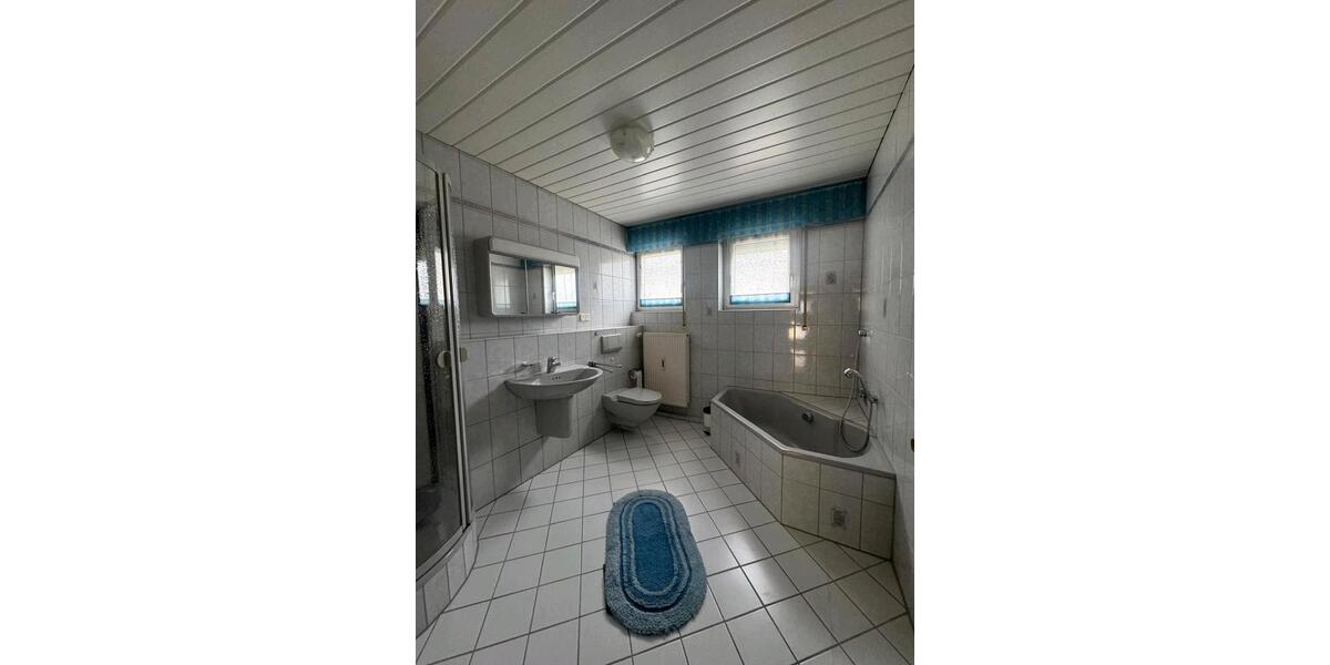 Erdgeschoßwohnung Rüsselsheim am Main - 3 Zimmer, 80 m&sup2;, 1.550&euro; | Angebot:26498550