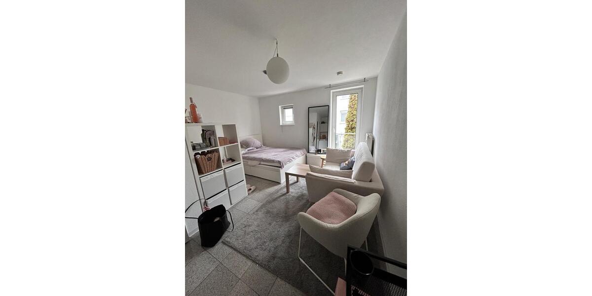 Wohnen, nur 300m von der Hochschule Pforzheim 1 zimmer