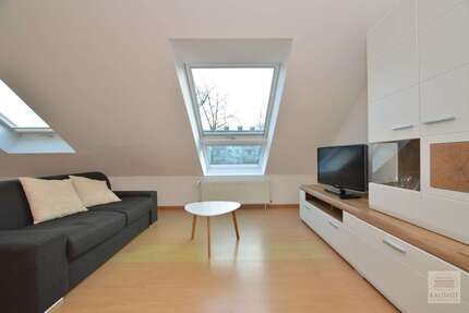 Wohnen auf Zeit in Düsseldorf Lörick 730 € 2 zimmer